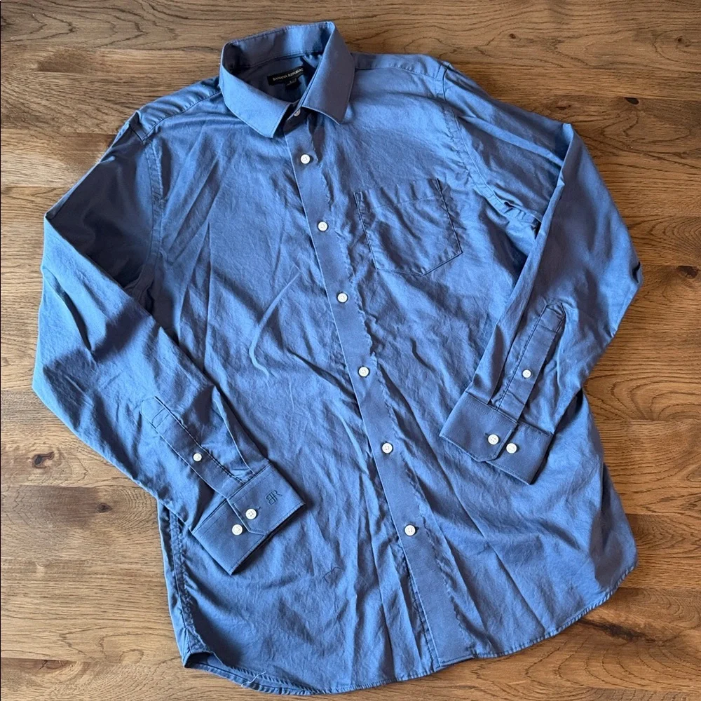 Banana Republic Men's Large Blue Dress Shirt